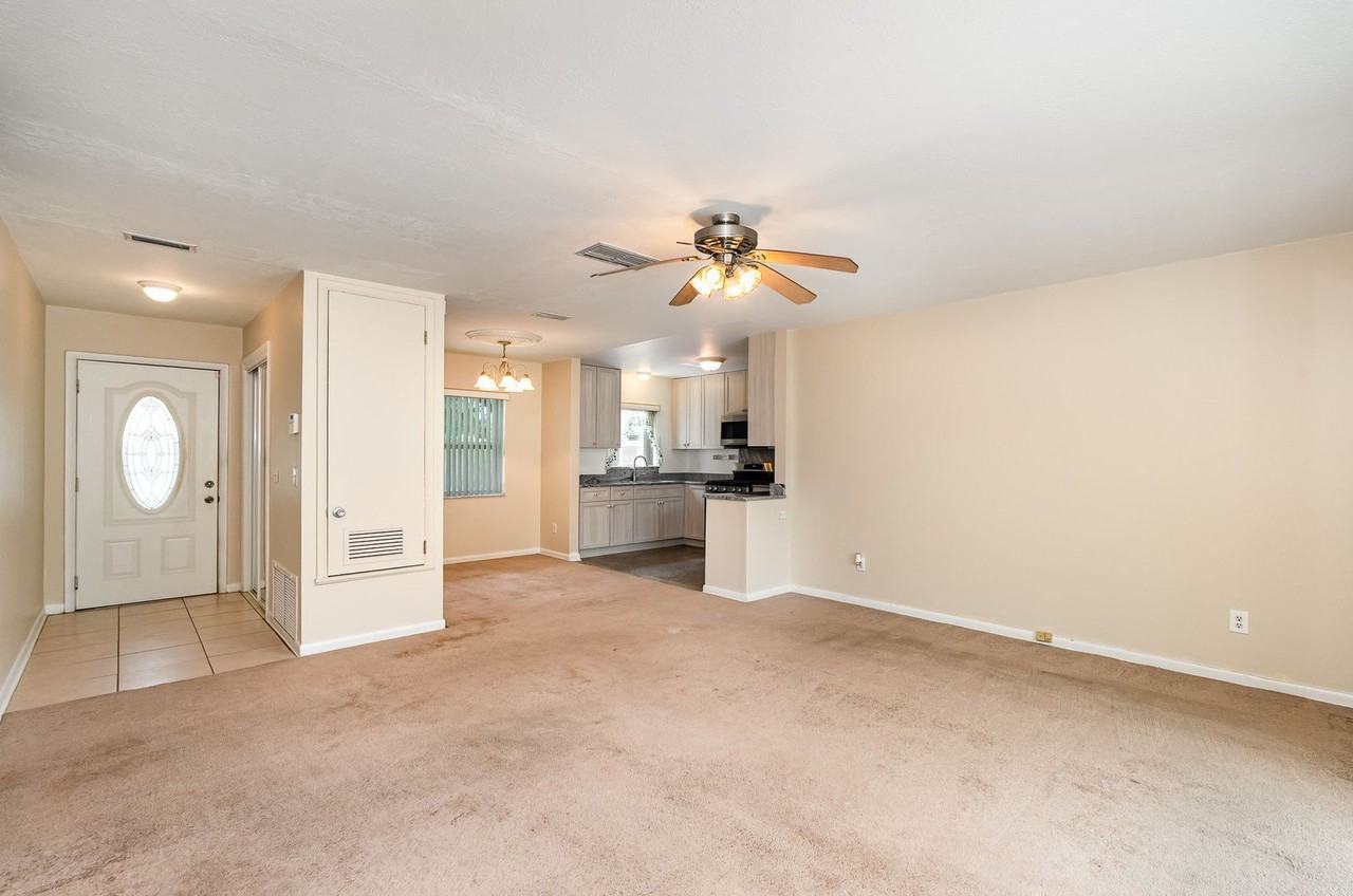 2506 Auburn Dr - Photo 3 of 16