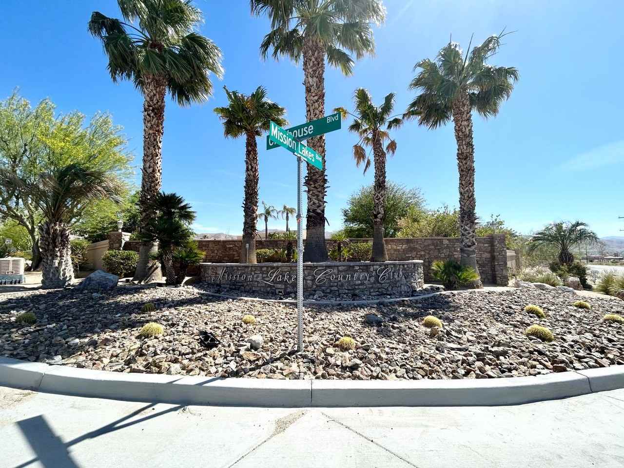 9647 Spyglass Ave - Photo 3 of 20