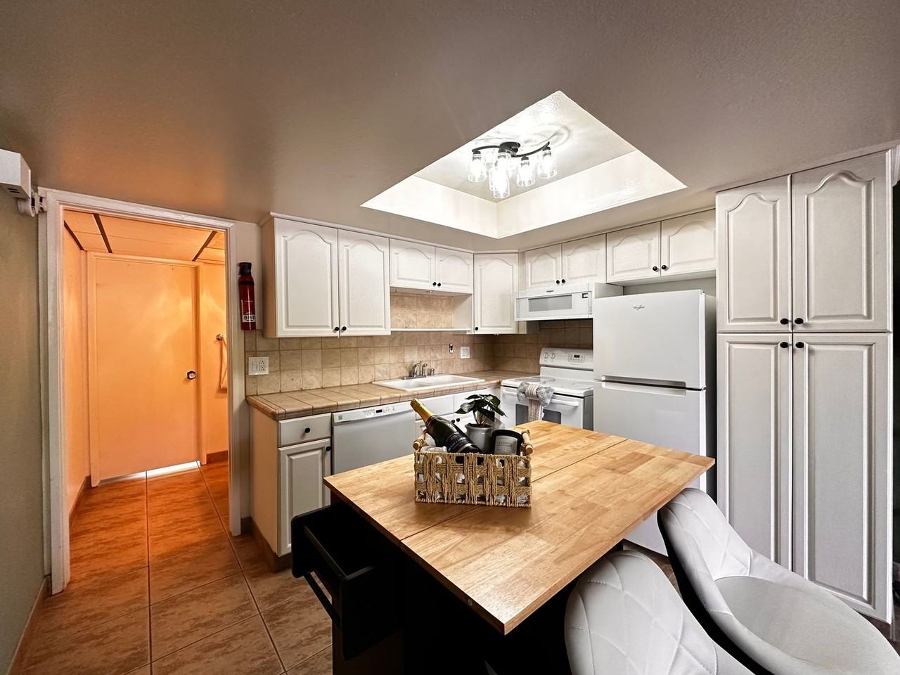 9647 Spyglass Ave - Photo 4 of 20