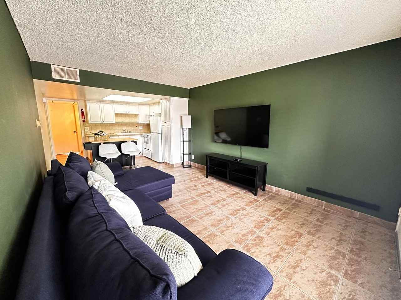 9647 Spyglass Ave - Photo 7 of 20