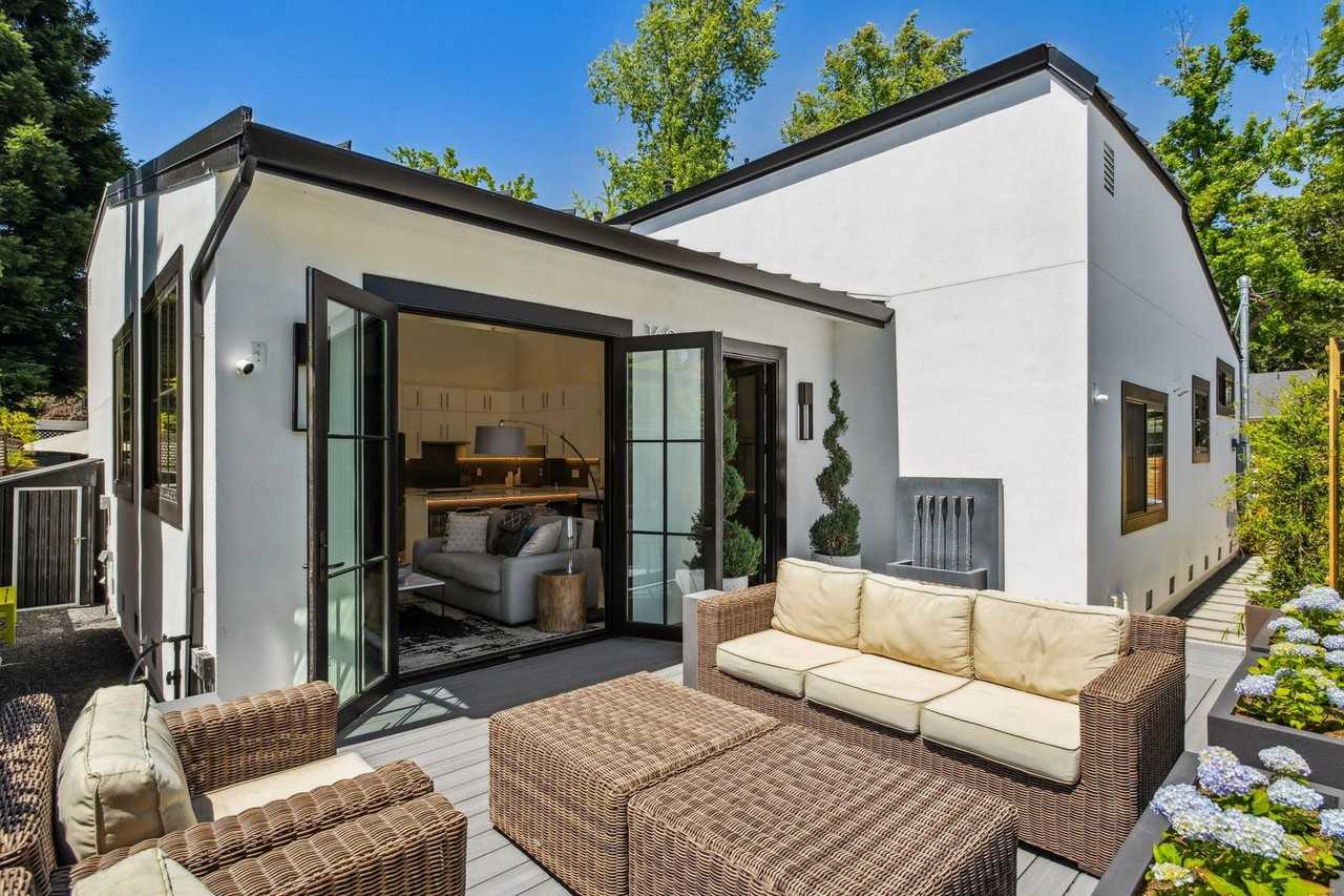 160 Tasso St - Photo 2 of 11