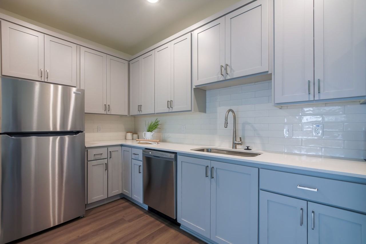 River Park Apartments - Photo 3 of 22