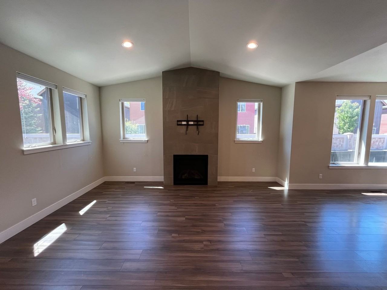 63136 Nw Via Cambria - Photo 4 of 23