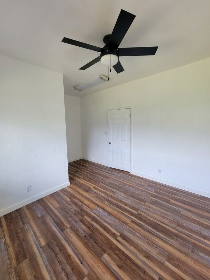 1461 Laurene St - Photo 7 of 8