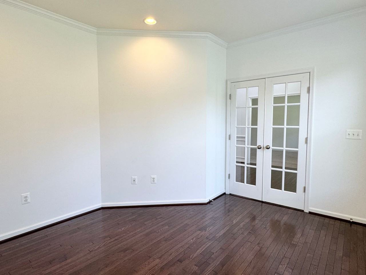 133 Brooke Point Court - Photo 6 of 48