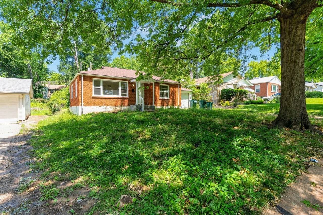 8135 Bloom Dr - Photo 7 of 31