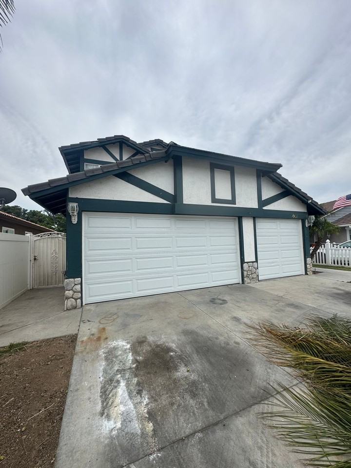 461 Camino Los Gallos - Photo 2 of 38