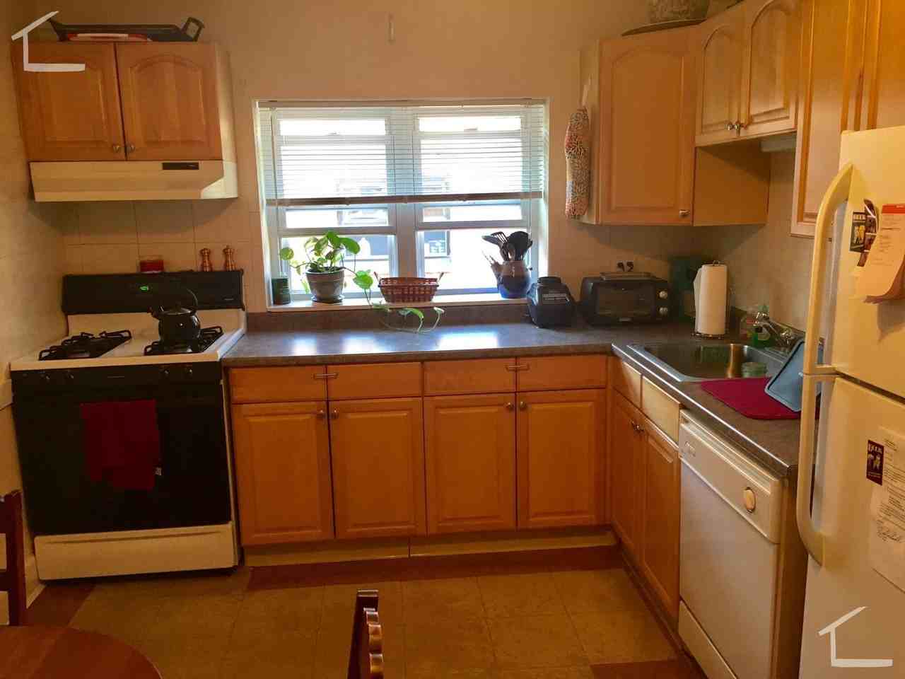 24 Brock St - Photo 6 of 6