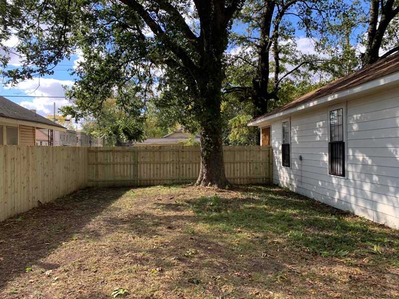 1456 N Hollywood St - Photo 6 of 14