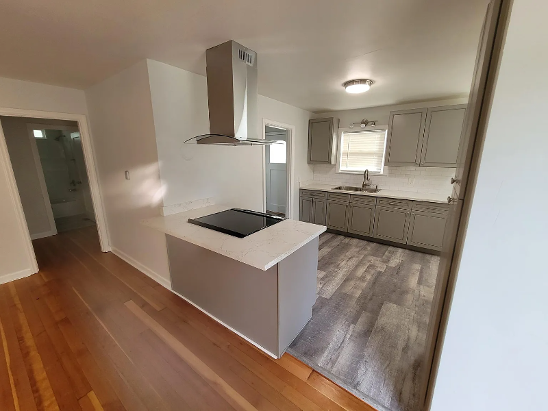 516 3rd Ave S - Photo 2 of 12