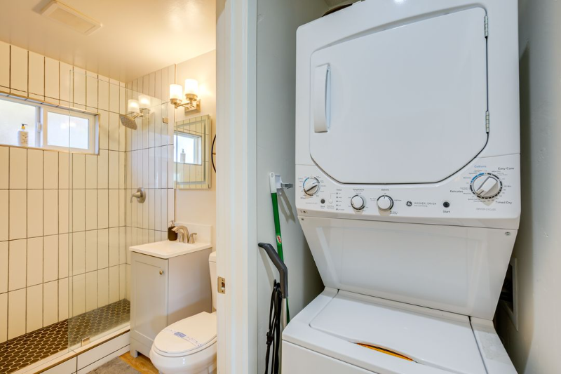 3130 30th St #3130 - Photo 4 of 27