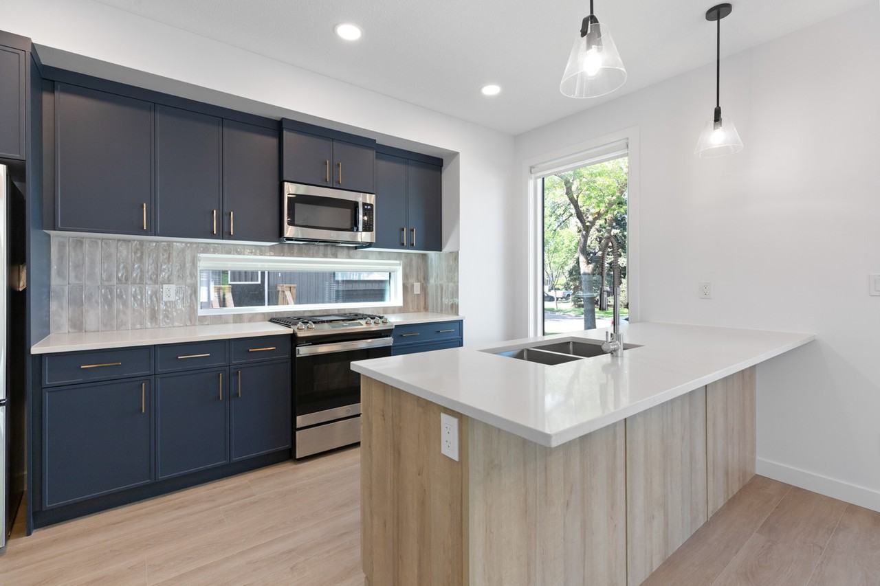 8305 87 St Nw - Photo 5 of 28