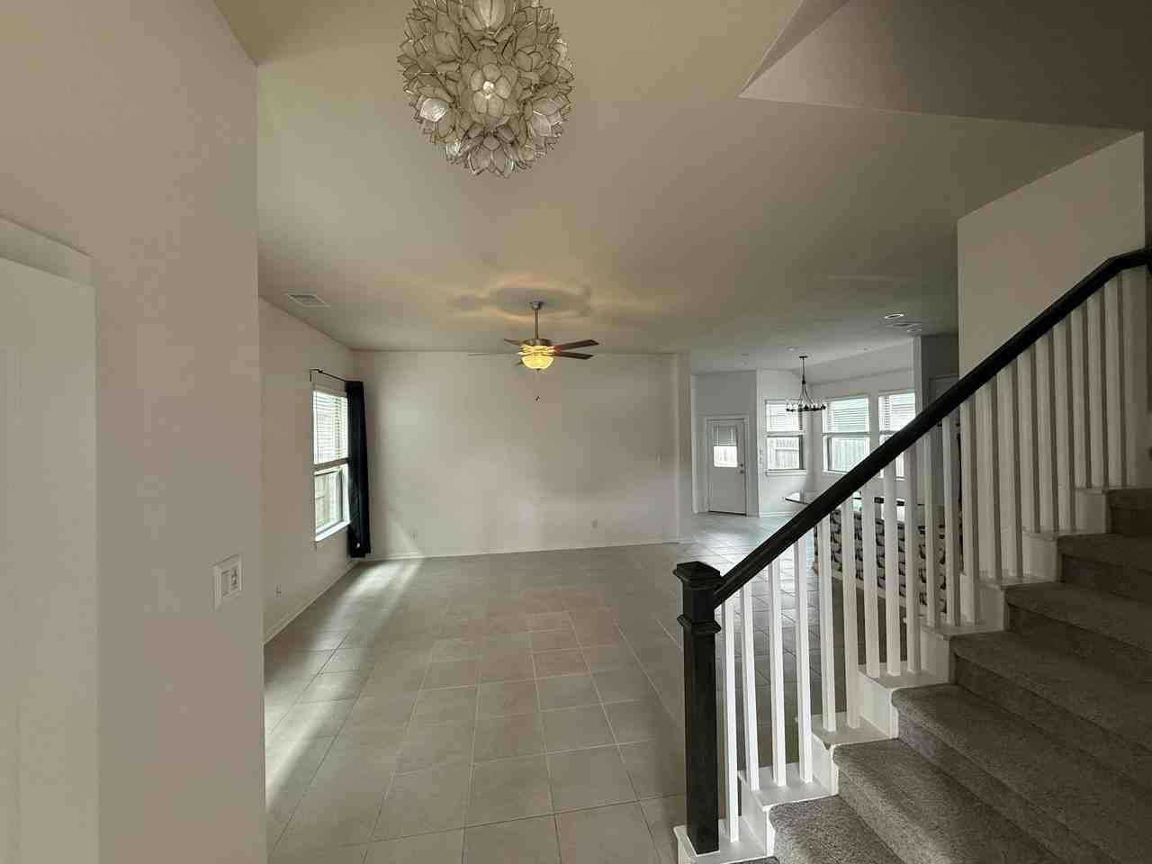 10534 Wild Chives - Photo 5 of 46