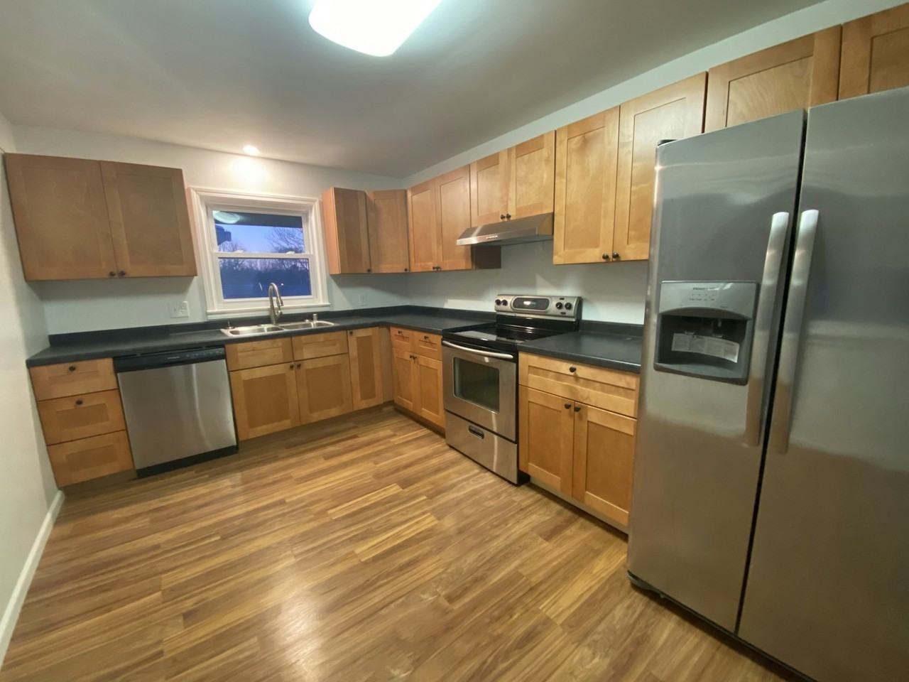 931 11th Street North - Photo 2 of 8