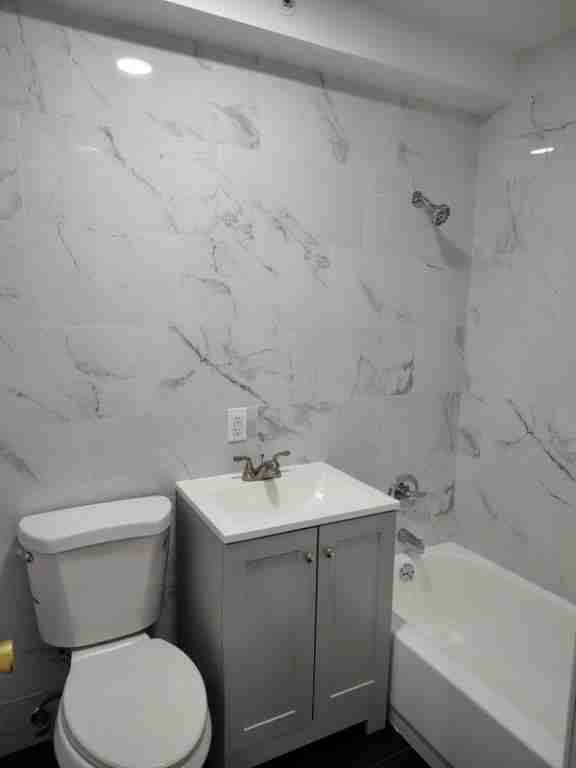 8423 103rd Ave - Photo 3 of 10