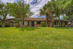 100 Bay Point Dr - Photo 1 of 1