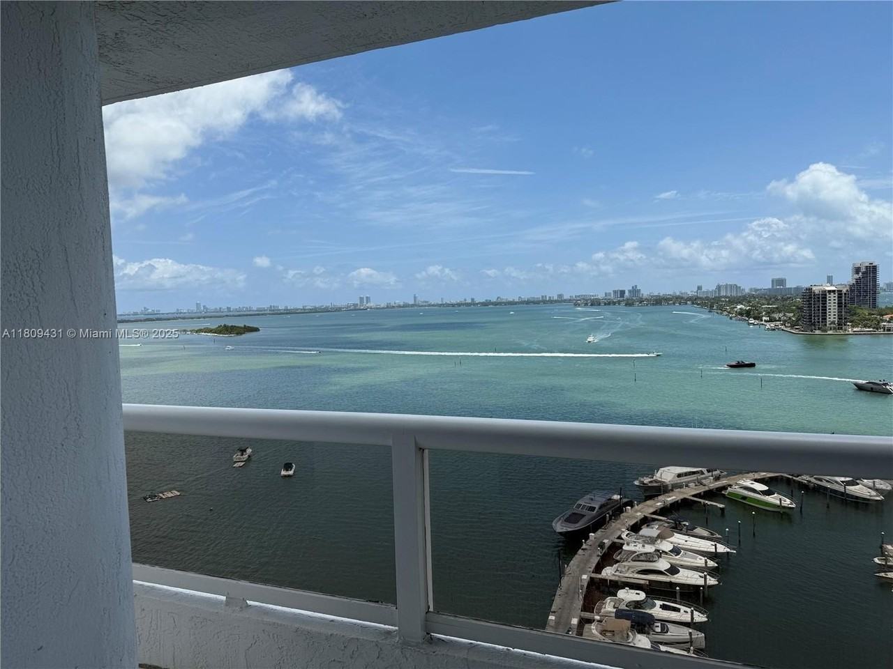 1717 N Bayshore Dr - Photo 4 of 13