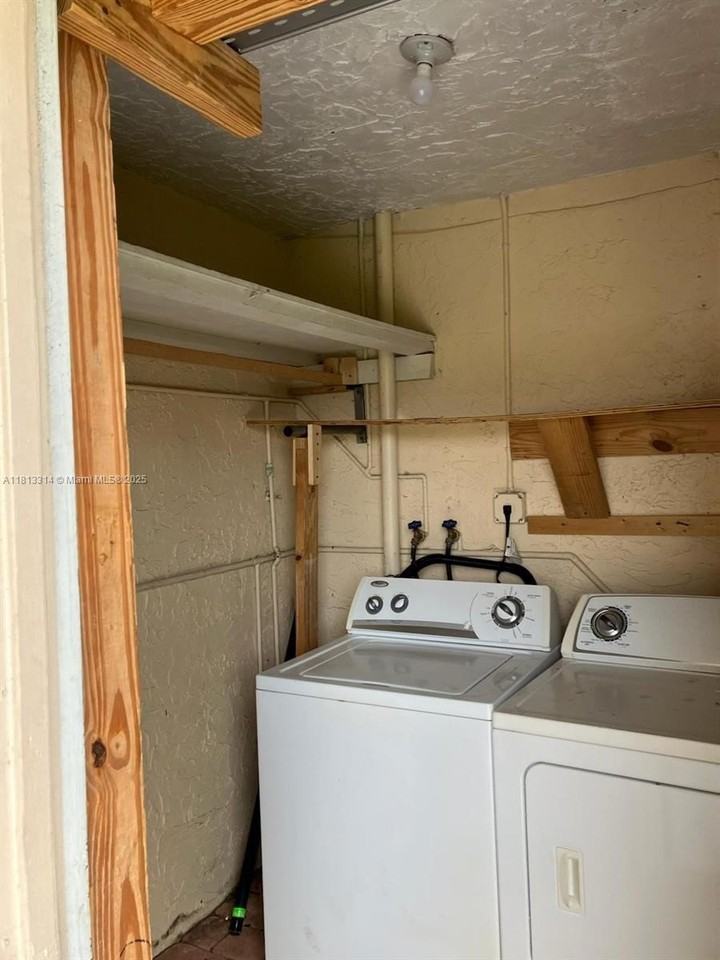 1303 Partridge Close #69 - Photo 6 of 8