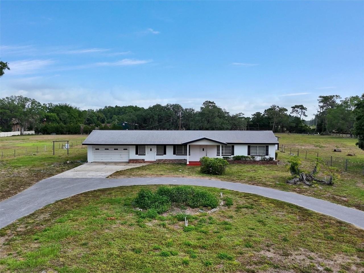 3741 Keystone Rd - Photo 7 of 32