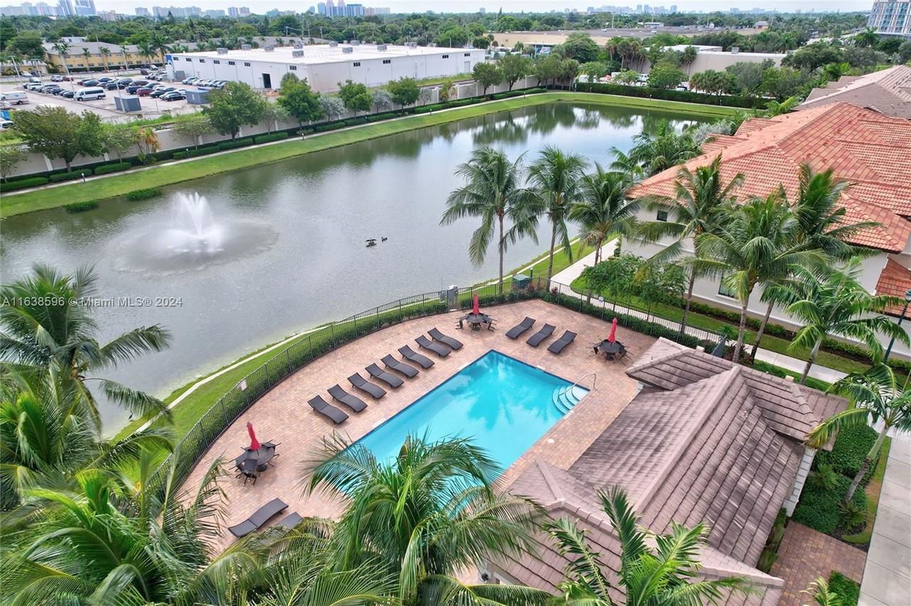 4204 N Dixie Hwy #4204D - Photo 7 of 8