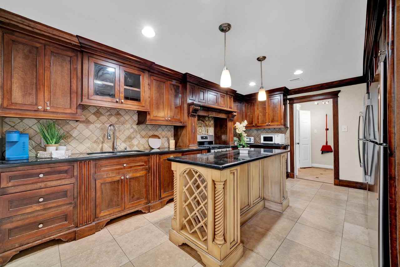 Westover St - Photo 3 of 9