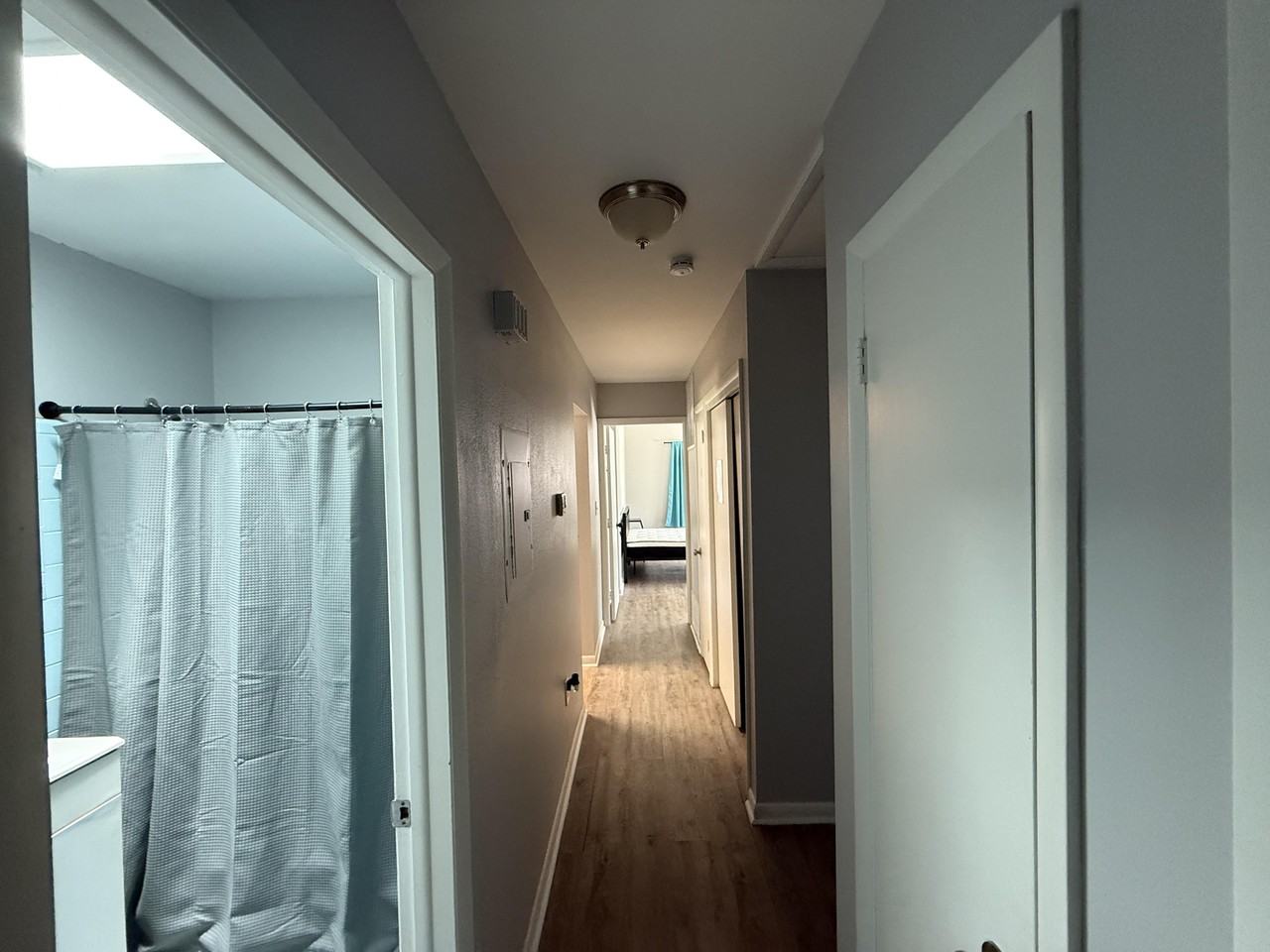 Lindell Ave - Photo 5 of 12