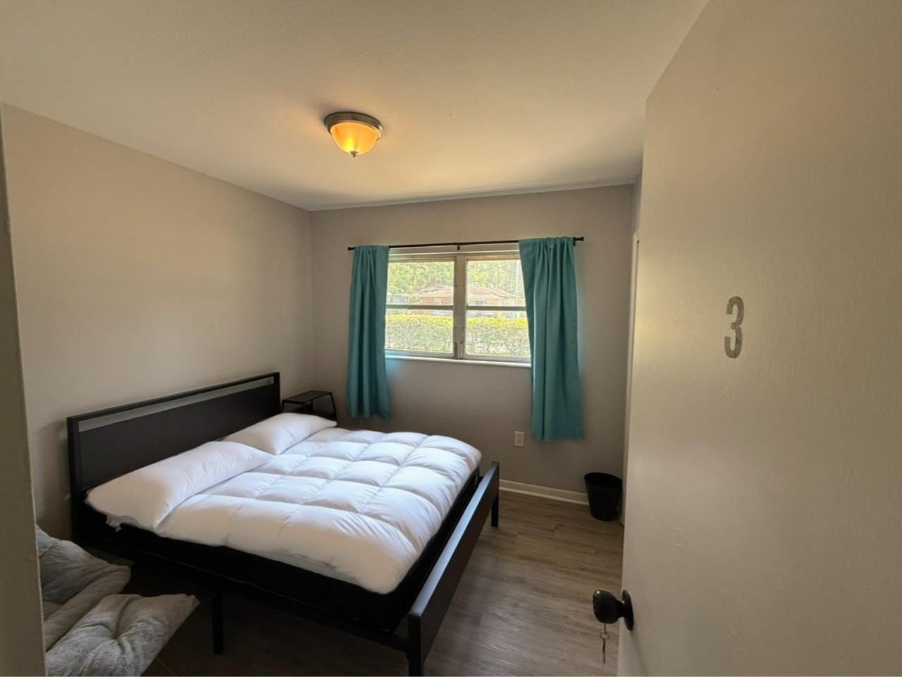 Lindell Ave - Photo 7 of 9