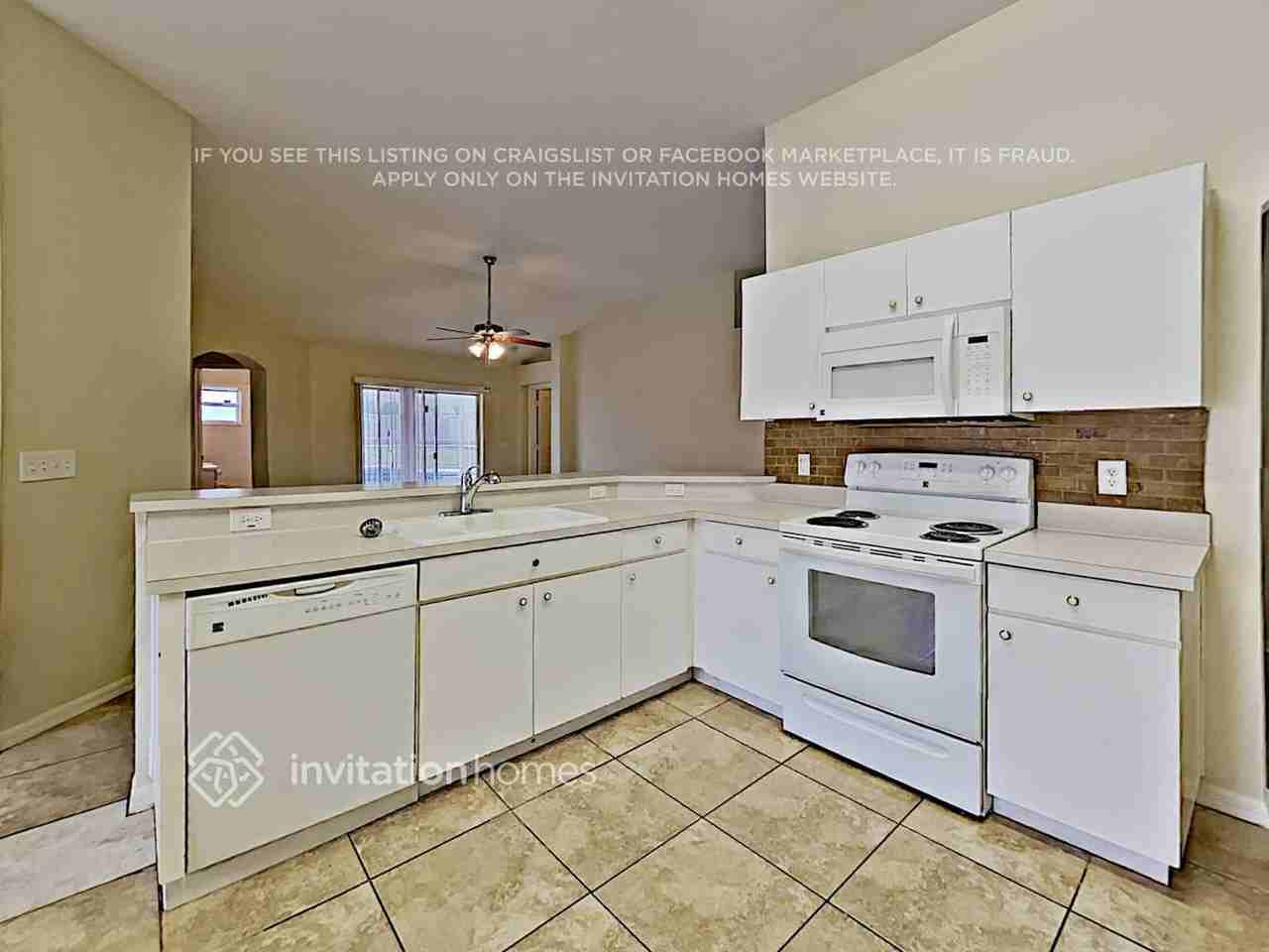 10408 Salisbury St - Photo 6 of 17