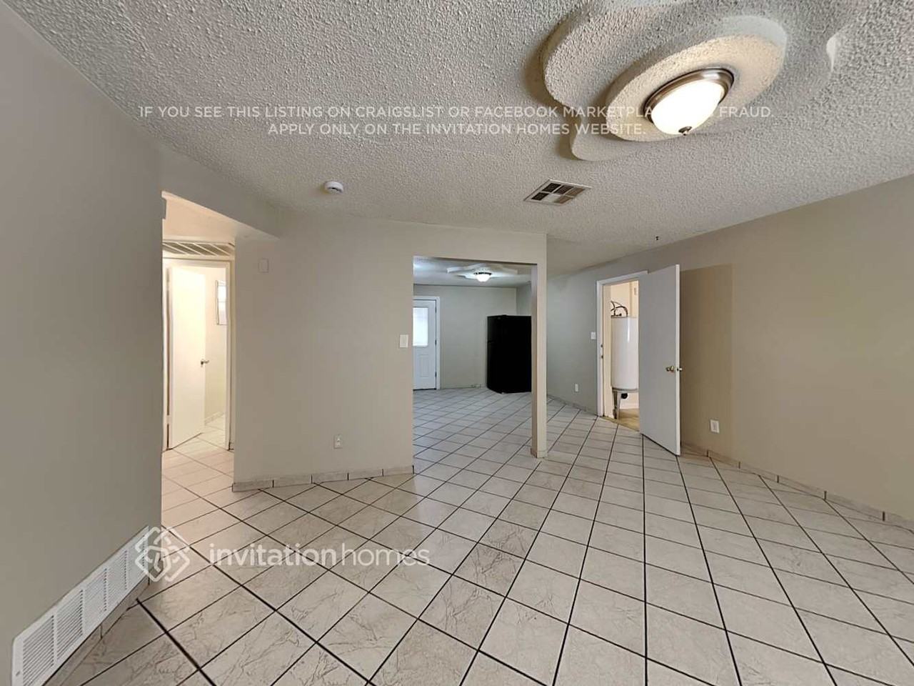 4651 N 79th Dr - Photo 4 of 18