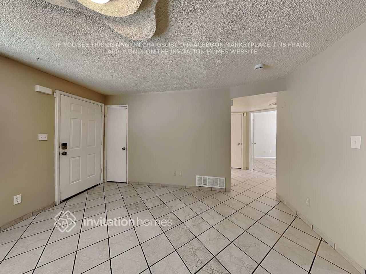 4651 N 79th Dr - Photo 5 of 18