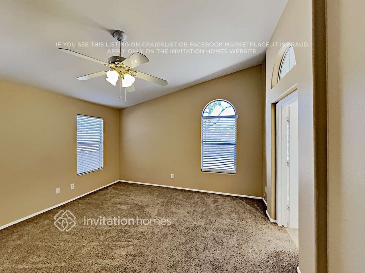 9832 E Olla Ave - Photo 6 of 17