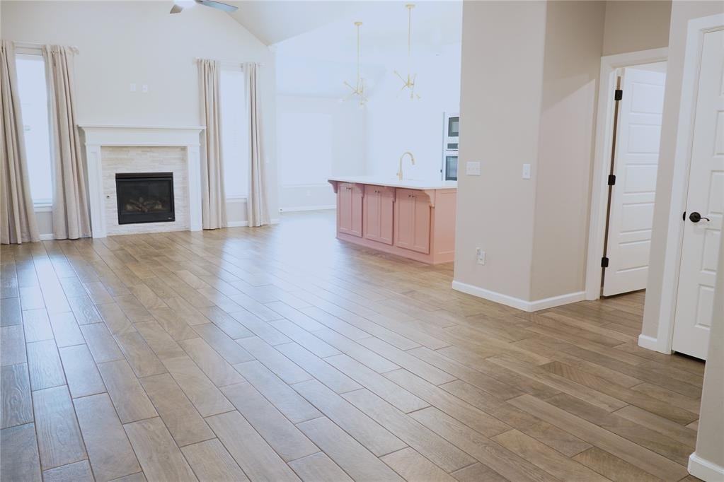 5500 Carmel Creek Dr - Photo 6 of 26