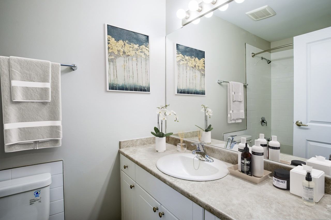 Central Apartments - Photo 3 of 8