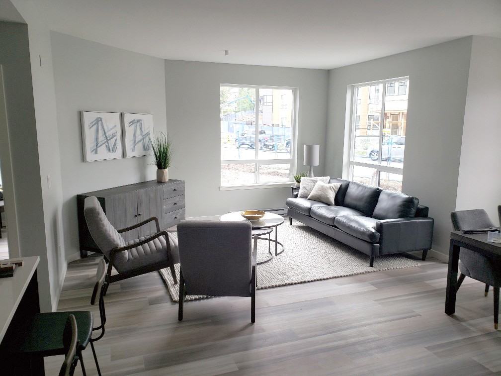 2 bedroom apartment Surrey BC