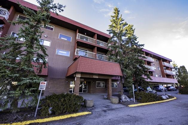 Midtowne Apartments - Photo 2 of 6