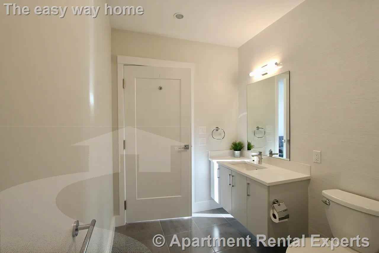 434 Mcgrath Hwy #302 - Photo 4 of 8
