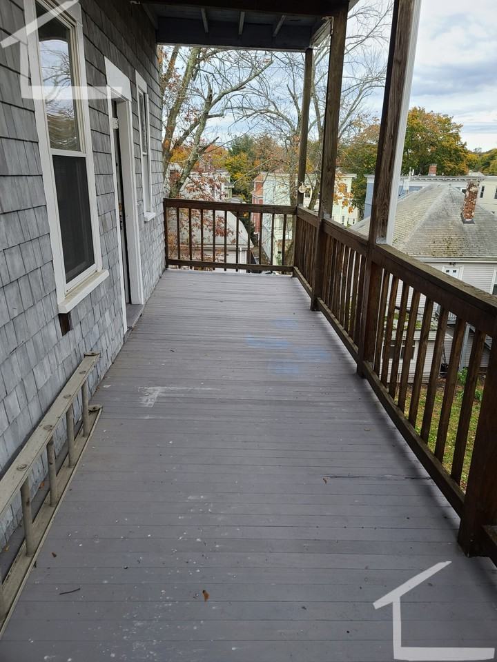 348 Faneuil St #3 - Photo 4 of 27