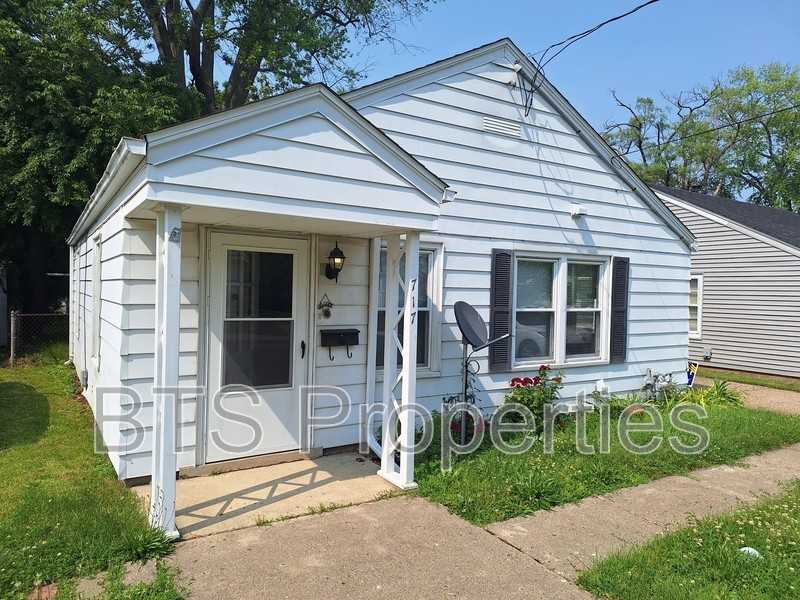 717 E Gift Ave - Photo 2 of 9