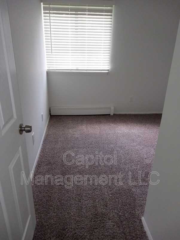 5540 Kaynorth Rd #4 - Photo 5 of 14