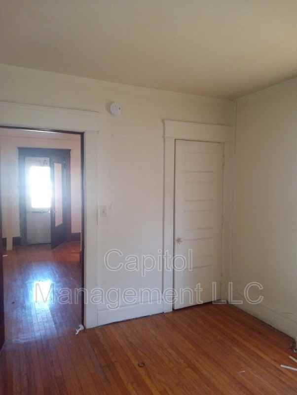 1016 North Capitol Avenue #1 - Photo 3 of 5