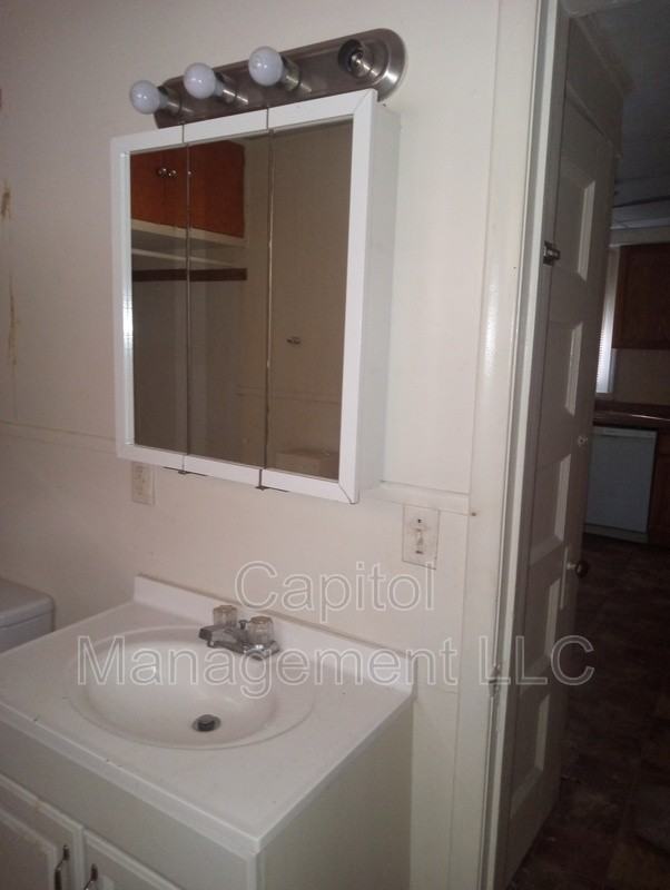 1016 North Capitol Avenue #1 - Photo 4 of 5