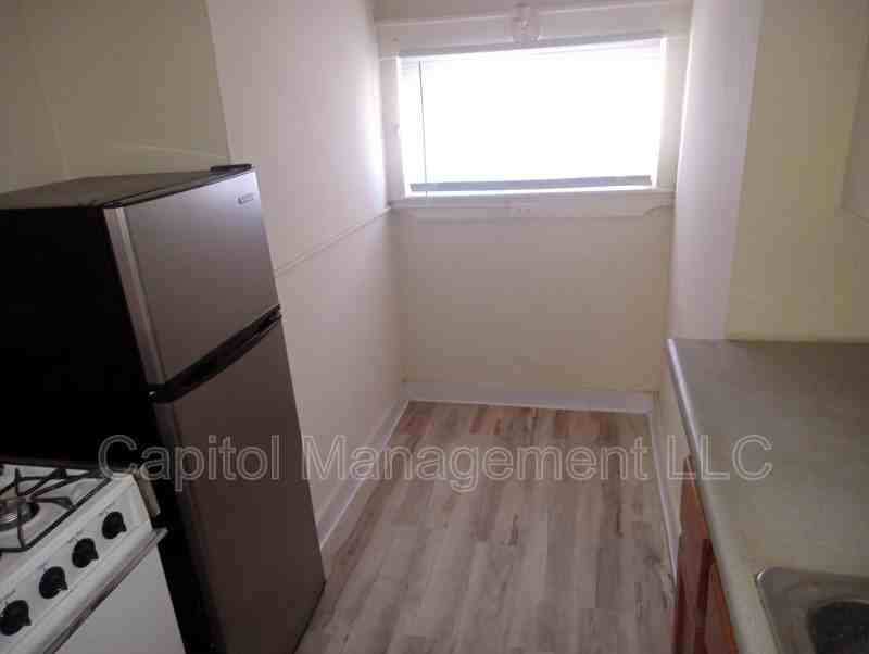 917 Seymour Avenue #3 - Photo 4 of 5