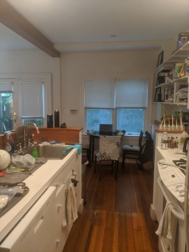 538 Green St #1 - Photo 2 of 13