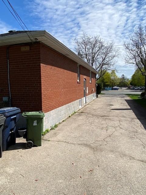 1032 Pharmacy Avenue - Photo 2 of 12