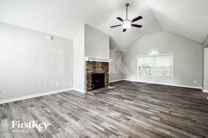 202 Hillcrest Rdg - Photo 3 of 19