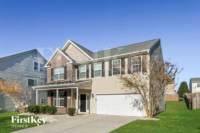 460 Shady Grove Ct - Photo 2 of 15