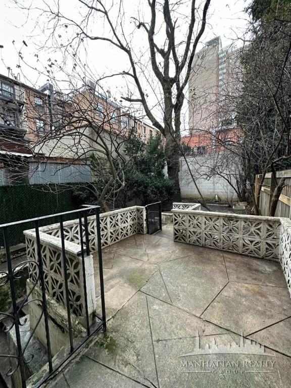 E 19th St #1 - Photo 2 of 8