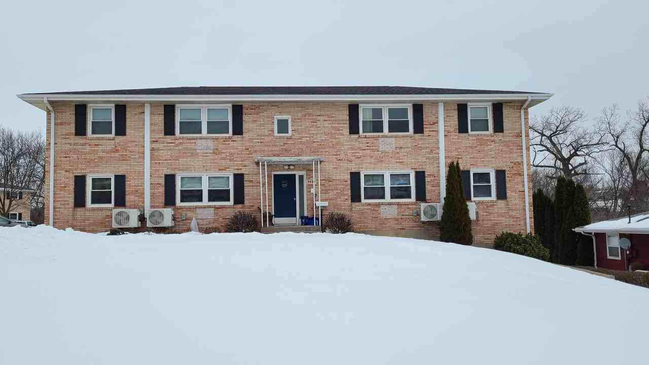 3435 Pennsylvania Avenue - Photo 2 of 7
