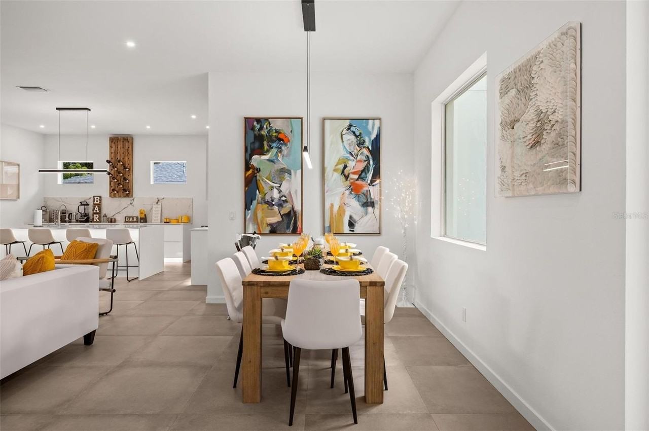 2375 Waldemere St - Photo 4 of 37