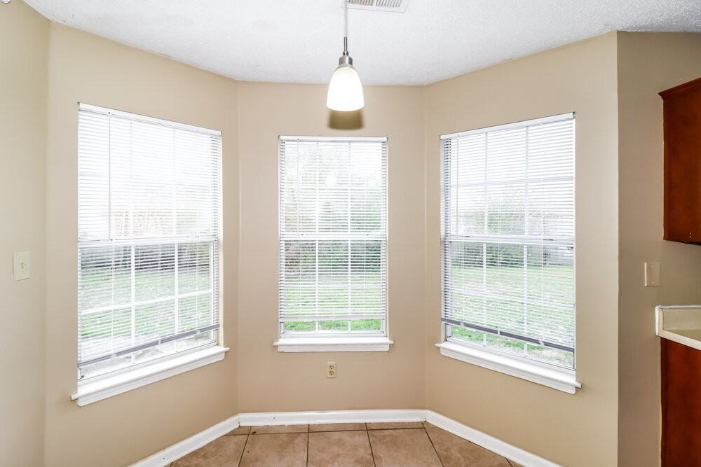 7576 Baysweet Dr - Photo 6 of 16
